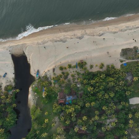 Marari Sealap Beach Villas マラリクラム エクステリア 写真