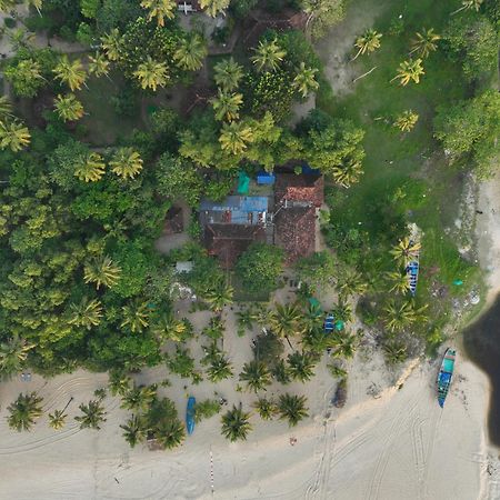 Marari Sealap Beach Villas マラリクラム エクステリア 写真