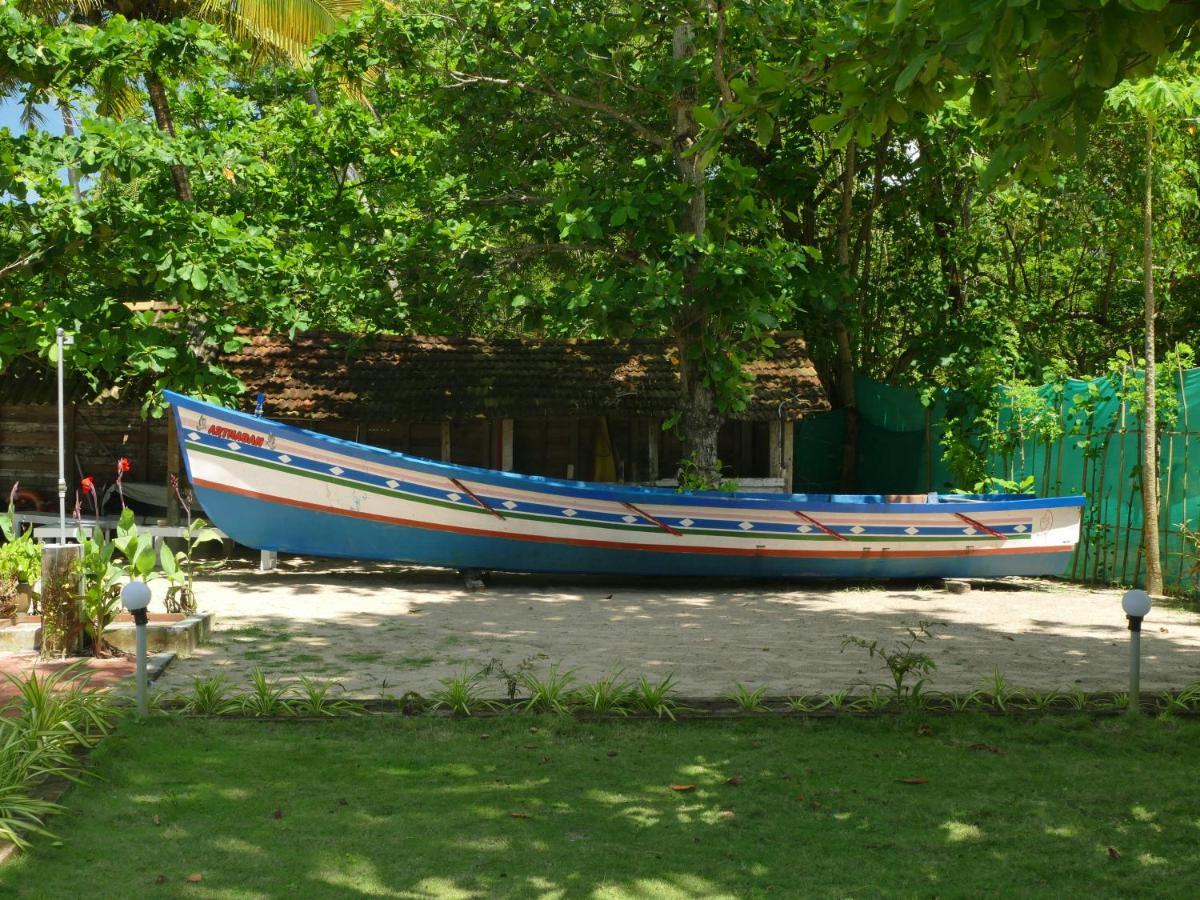 Marari Sealap Beach Villas マラリクラム エクステリア 写真