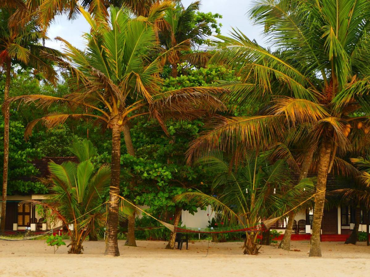 Marari Sealap Beach Villas マラリクラム エクステリア 写真