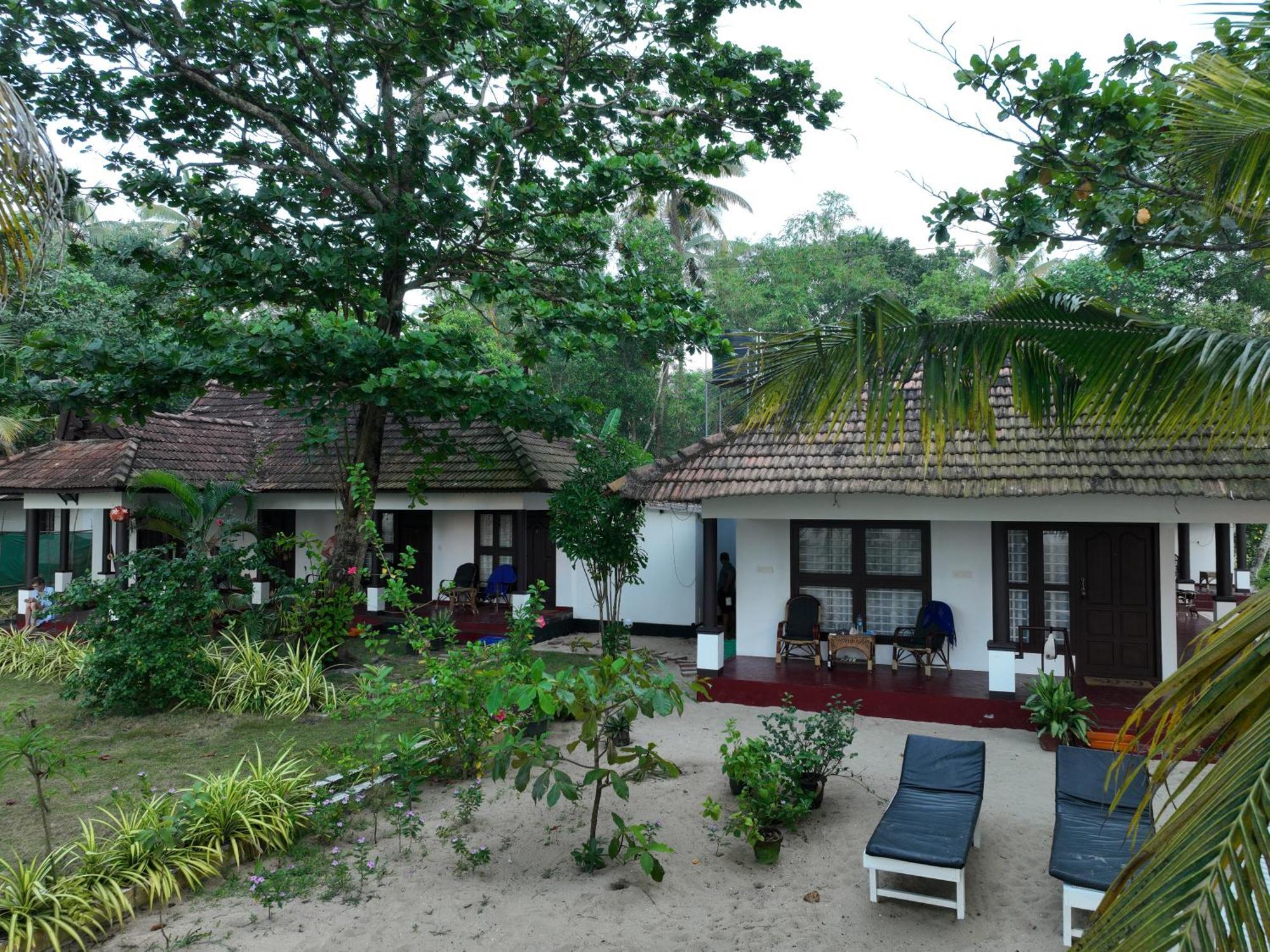 Marari Sealap Beach Villas マラリクラム エクステリア 写真