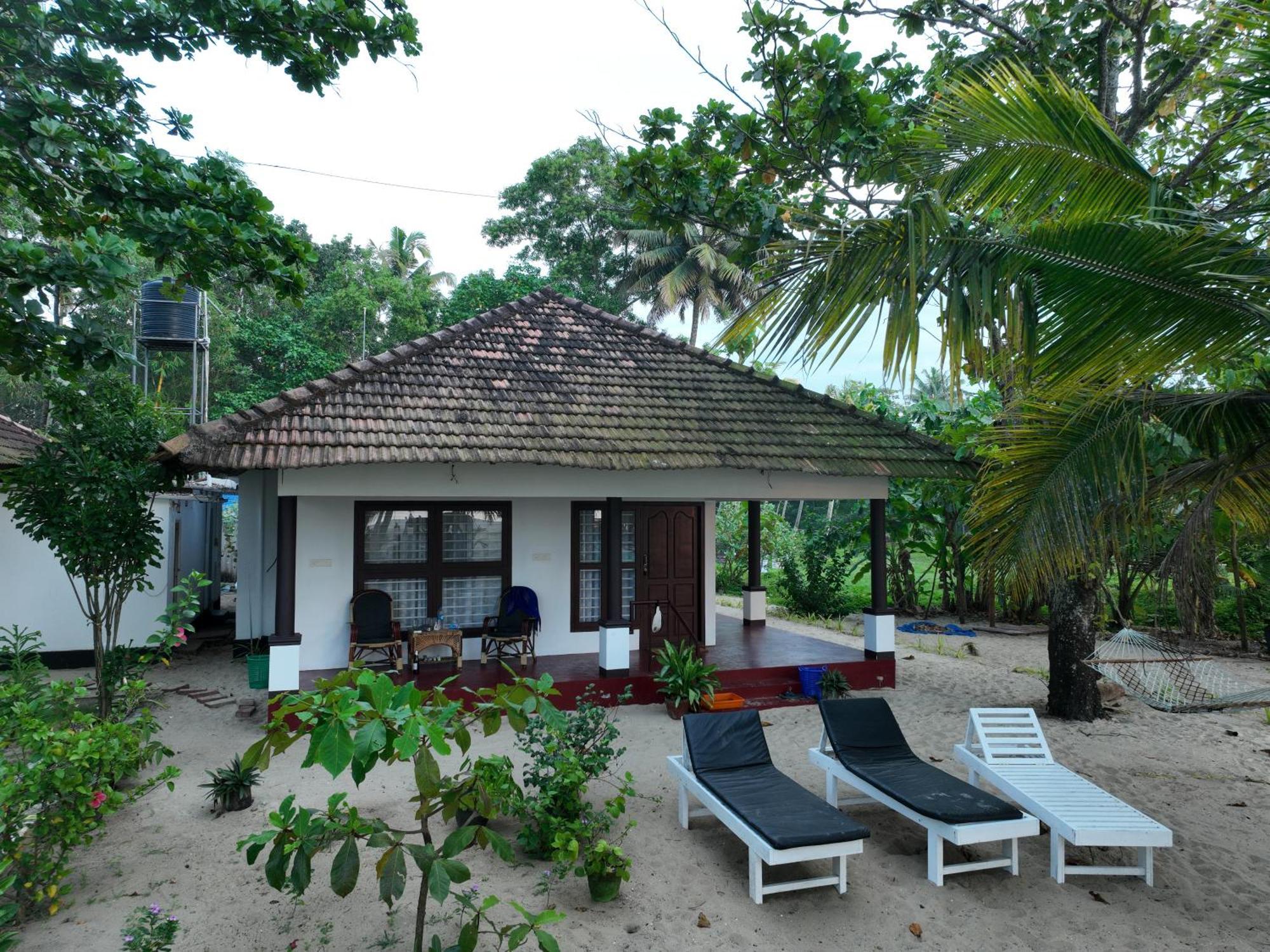 Marari Sealap Beach Villas マラリクラム エクステリア 写真